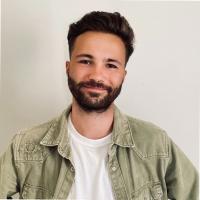 Léo